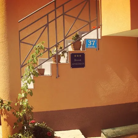 Apartment Smiljana *